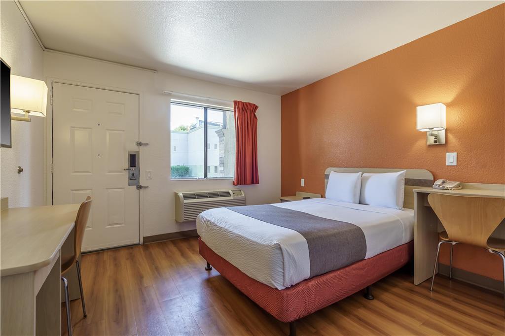 Motel 6 Fremont CA North - photo 14