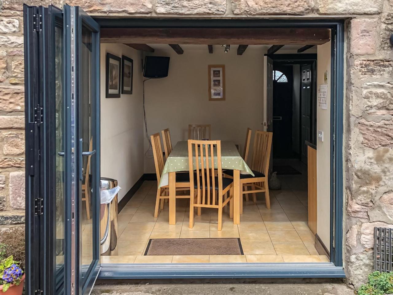 Miller's Cottage — 4-Star Luxury Hotel in Seahouses, United Kingdom