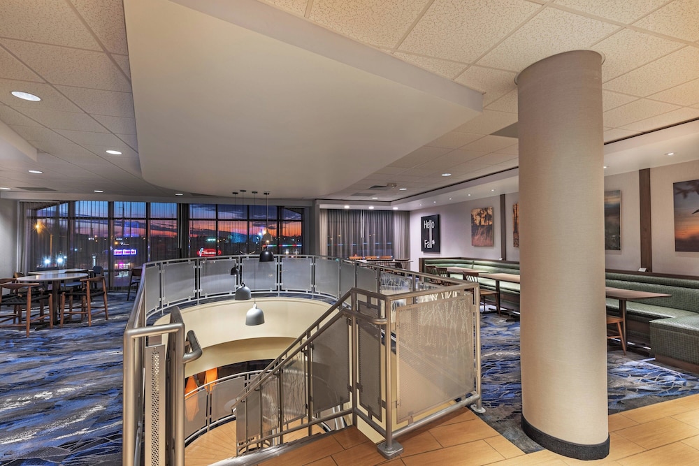 Fairfield by Marriott Inn & Suites Tulsa Downtown Arts District - photo 20
