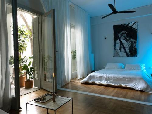 Urban Loft in Athina — 4-Star Luxury Hotel in Athens, Greece