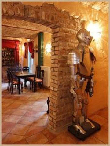 Castello Di Roma — hotel in Teltow