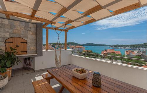 2 Bedroom Lovely Apartment In Rogoznica — 4-Star Luxury Hotel in Rogoznica, Croatia