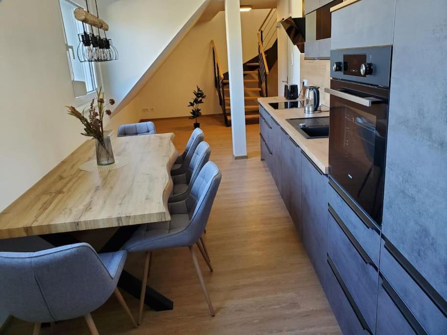 Mosel Auszeit — 4-Star Luxury Hotel in Kluesserath, Germany