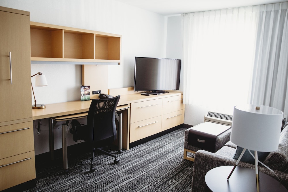 TownePlace Suites by Marriott Aberdeen - photo 12