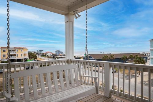 Pier Walker by Oak Island Accommodations - photo 28