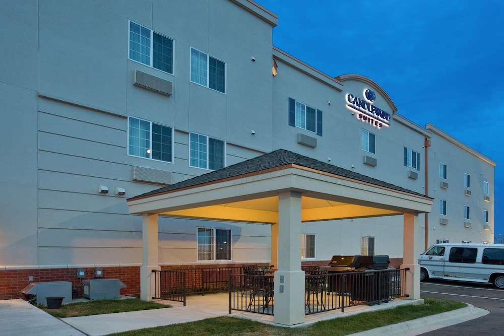 Candlewood Suites Elgin by IHG - photo 12