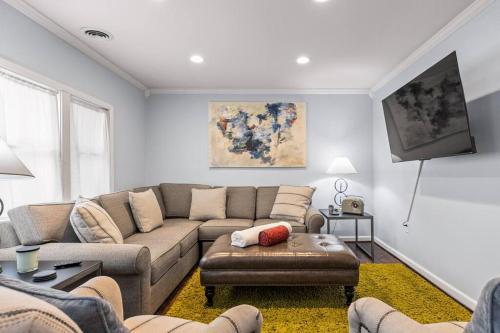 The Bamboo House Dog Friendly Home n RVA Sleeps 8 — 4-Star Luxury Hotel in Richmond, United States