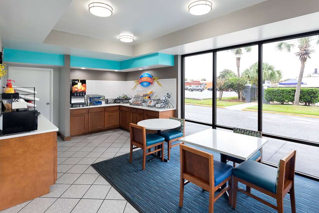 Baymont by Wyndham Mobile Tillmans Corner - photo 32
