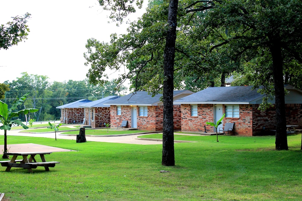 Lake Texoma Lodge and Resort - photo 108