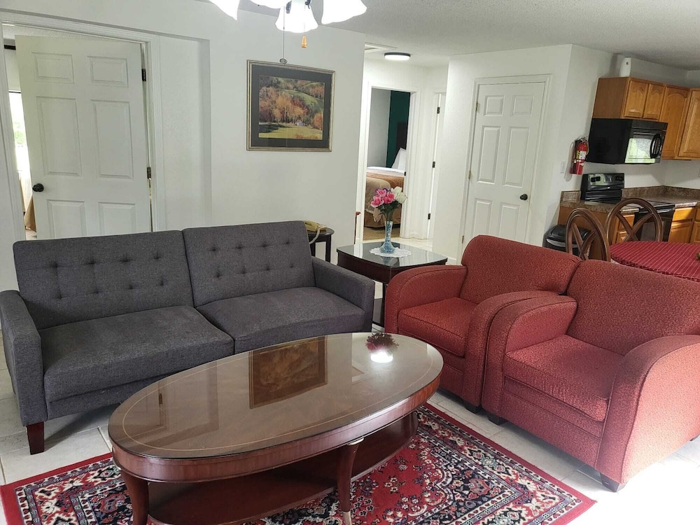 Pine Tree Inn - photo 31