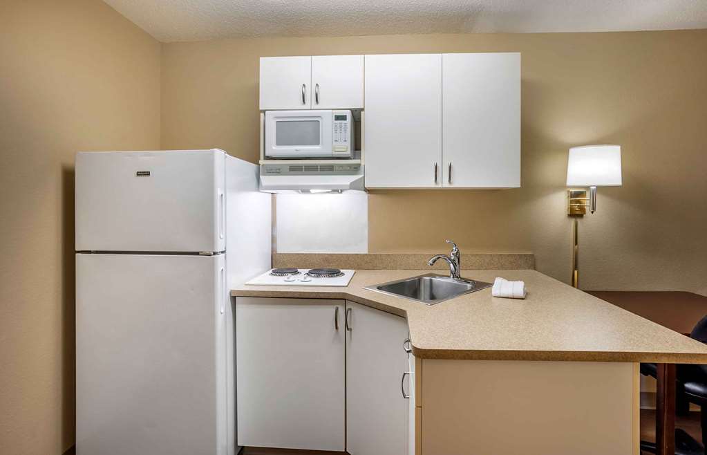 Extended Stay America Suites Philadelphia Horsham Welsh Rd - photo 13