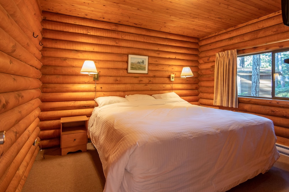 Cusheon Lake Resort — Salt Spring Island — photo 5