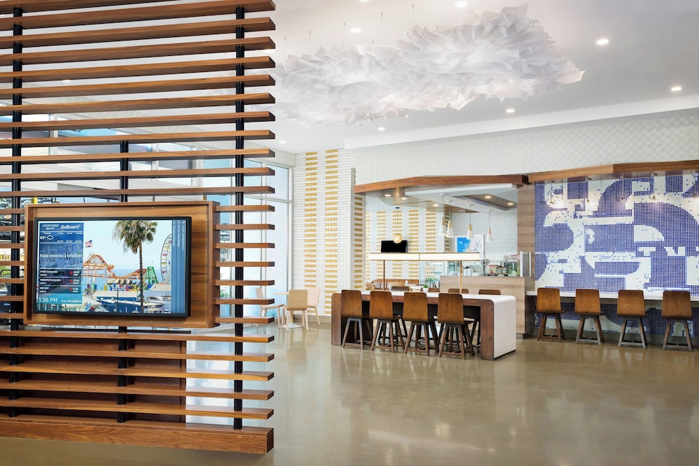 Courtyard by Marriott Santa Monica - photo 4