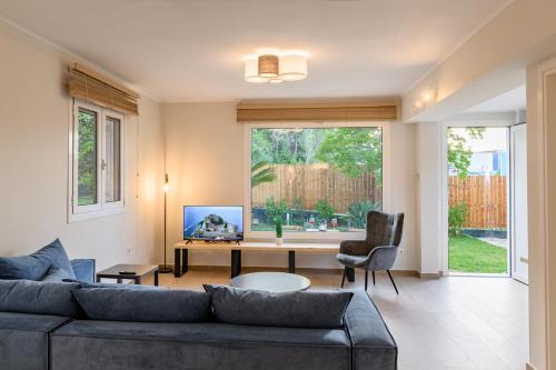 Antho's - carbon neutral hotel in Unknown City