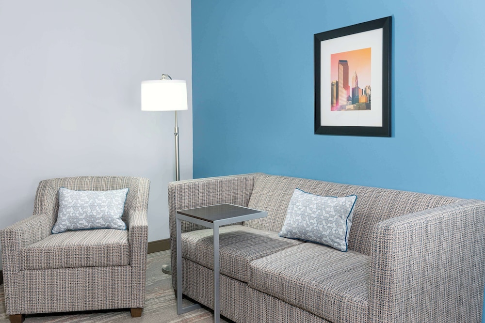 Hampton Inn Charlotte Uptown - photo 20
