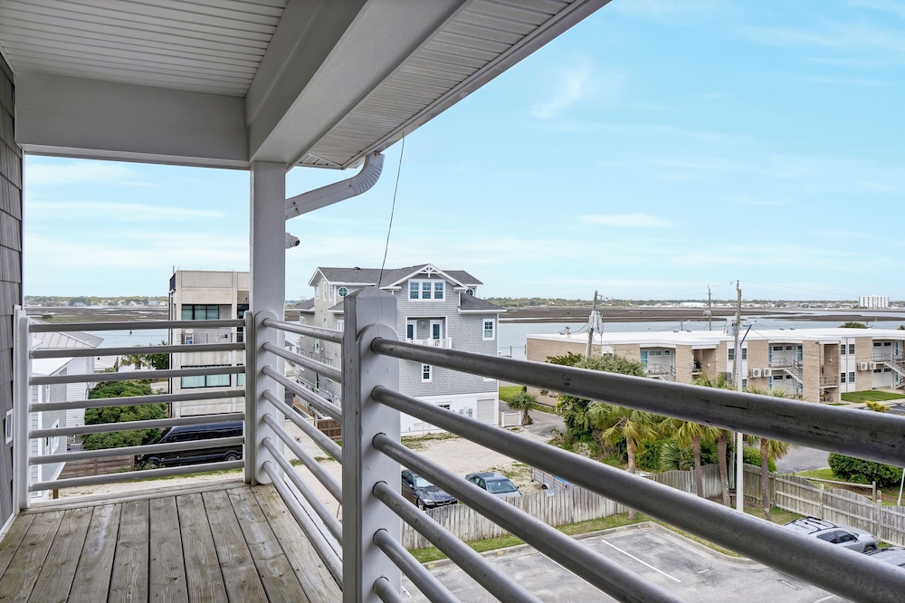Sandpeddler Inn & Suites - photo 331