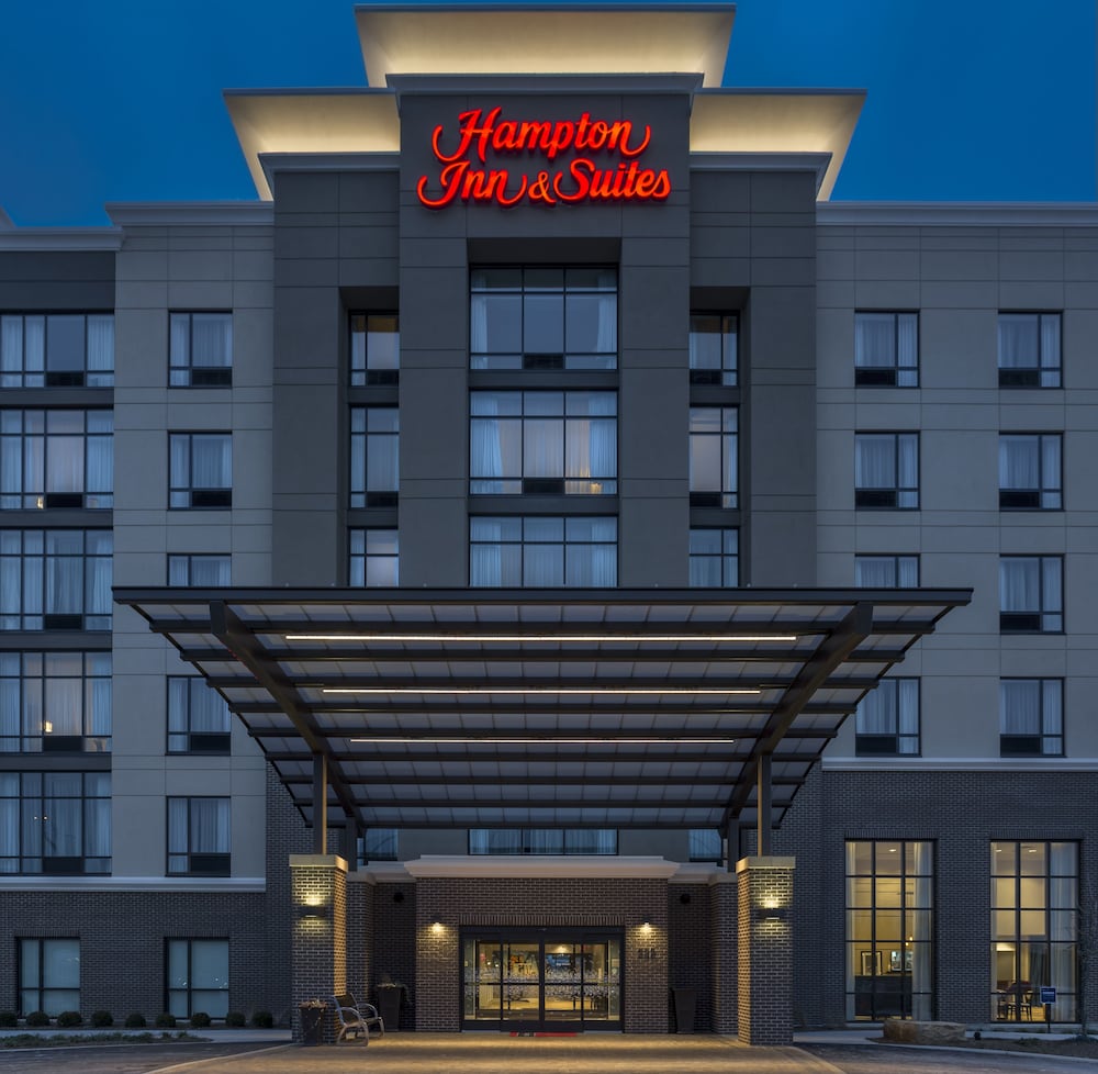 Hampton Inn & Suites Newport Cincinnati - photo 49