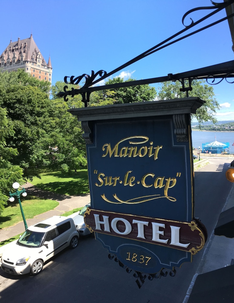 Manoir Sur le Cap in Quebec, Canada