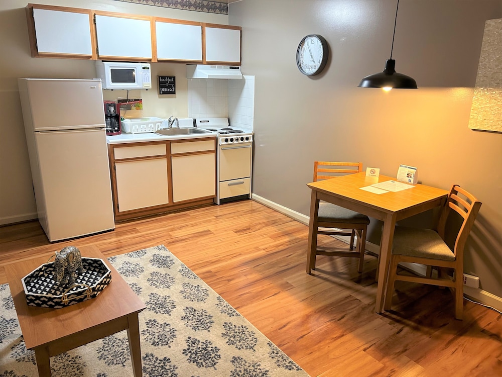 Affordable Corporate Suites of Overland Drive - photo 31