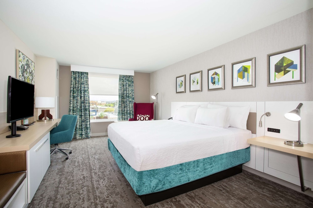 Hilton Garden Inn Las Vegas City Center - photo 8