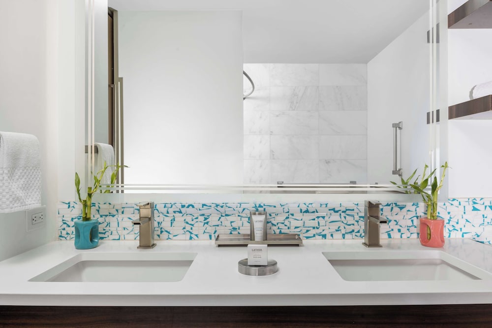 The Art Hotel Denver Curio Collection by Hilton - photo 38