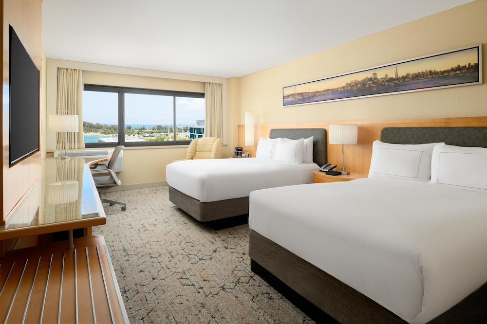 Hilton San Francisco Airport Bayfront - photo 22