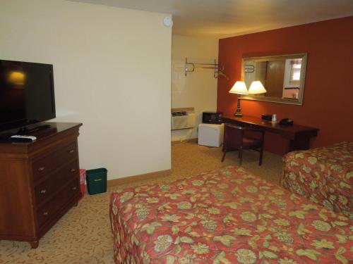 Slumberland Motel Mount Holly - photo 10
