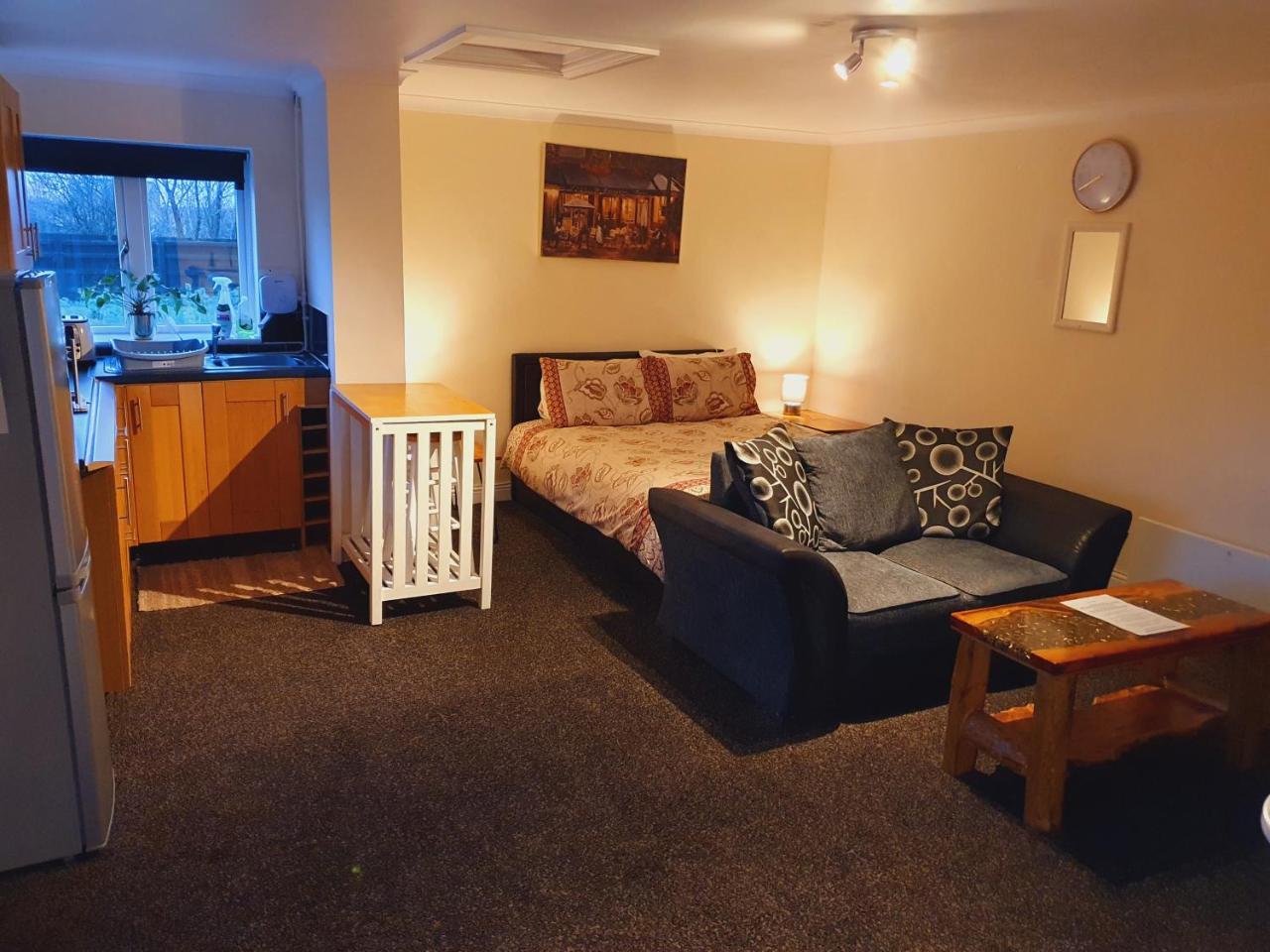 Sherwood Studio Annexe 1 Bedroom Entire Property — 4-Star Luxury Hotel in Boston, United Kingdom