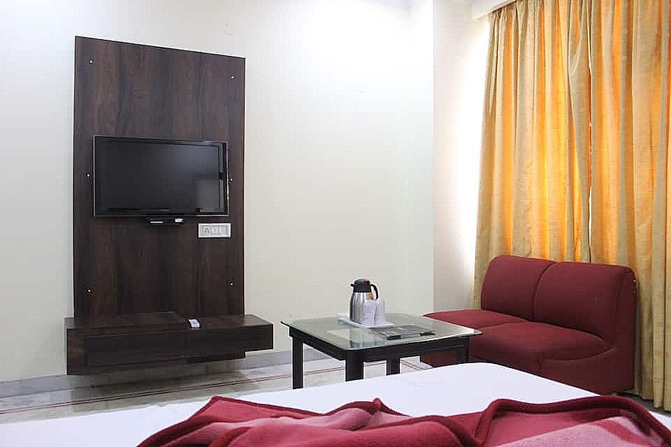 Hotel R V Continental — Amritsar — photo 2