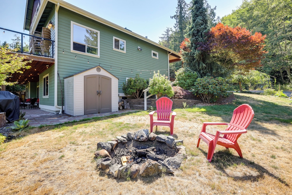 Modern Bellingham Retreat Near Galbraith Mountain 19319301 — Bellingham