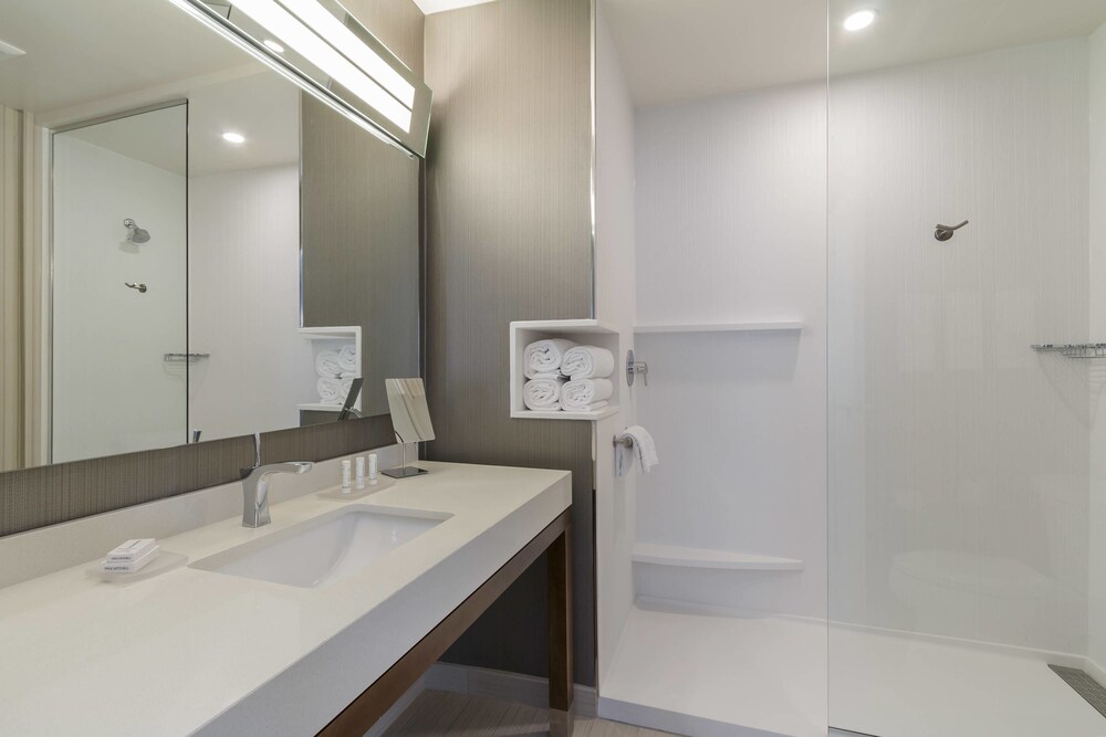 Courtyard by Marriott South Bend Downtown - photo 15