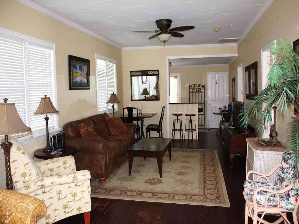 Sweet Escape - carbon neutral hotel in Bradenton Beach
