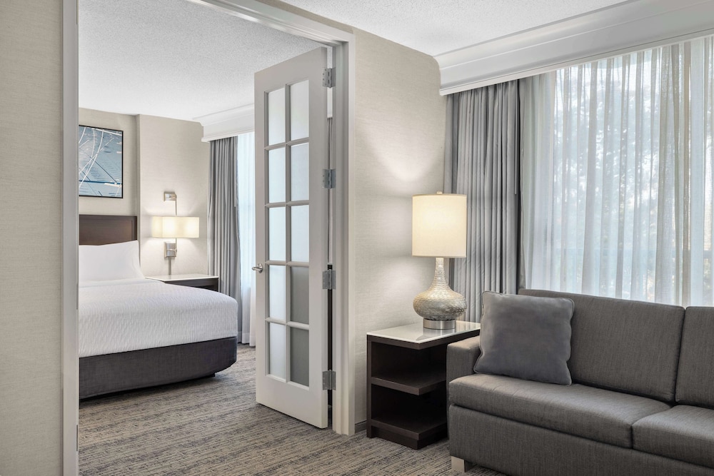 Hampton Inn & Suites Downers Grove Chicago - photo 16