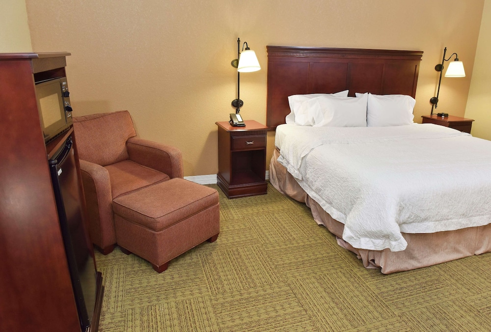 Hampton Inn Ruston - photo 12