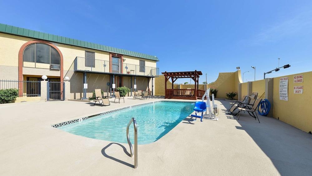 Studio 6 San Angelo TX - photo 5