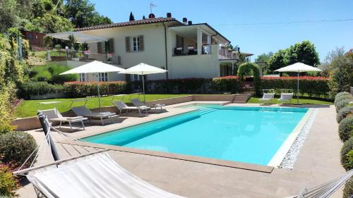 Casa Michelangelo 6 — 4-Star Luxury Hotel in Loro Ciuffenna, Italy