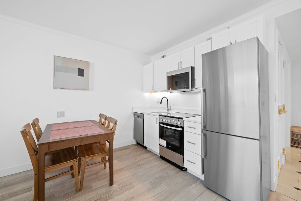 2br 3ba Condo Right Between Hard Rock and Ocean Casino - photo 8