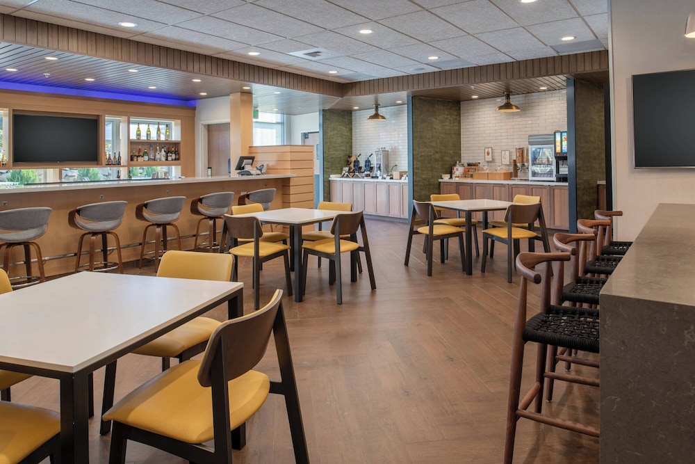 Fairfield Inn & Suites by Marriott Wenatchee - photo 24