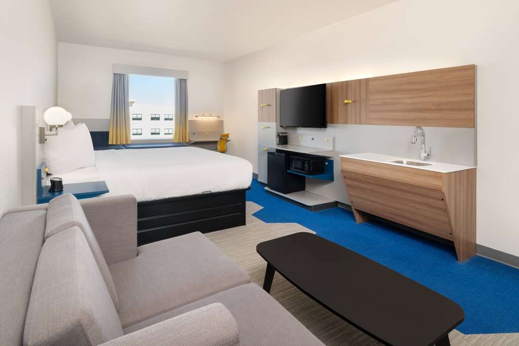 Microtel Inn & Suites by Wyndham Amarillo West - photo 20