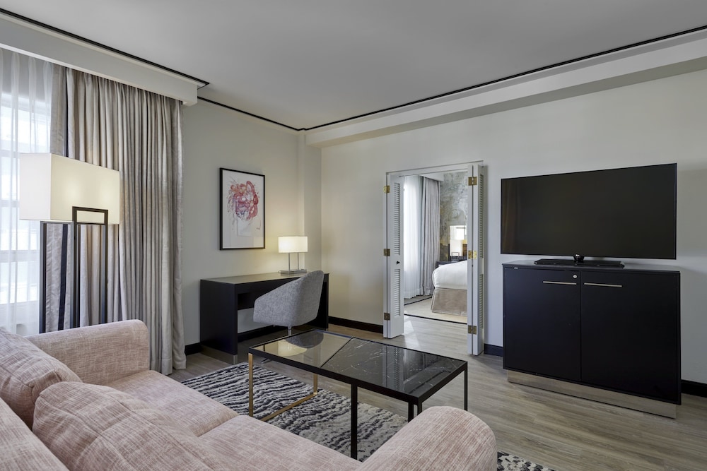 Loews Miami Beach Hotel - photo 17