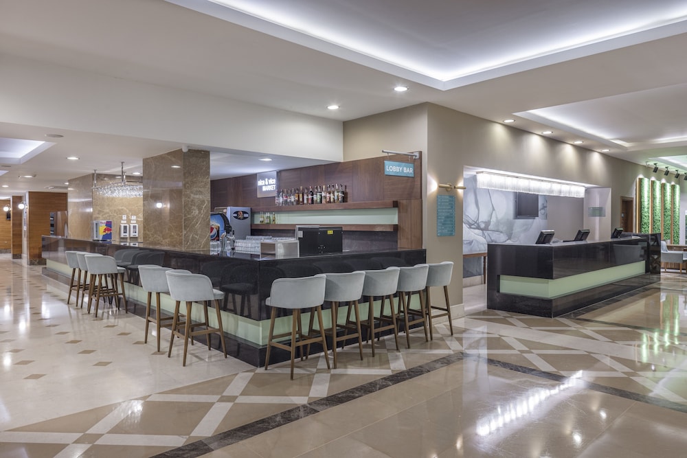 Wyndham Garden Lara — 4-Star Luxury Hotel in Antalya, Turkey