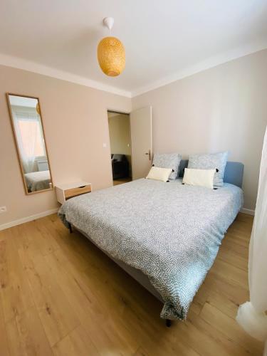 T3 Neuf Centre Village Collobrieres — hotel in Collobrieres