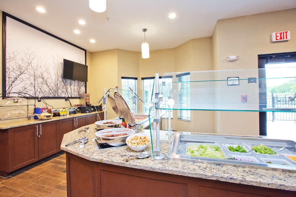 Staybridge Suites Austin South Interstate Hwy 35 by IHG - photo 43