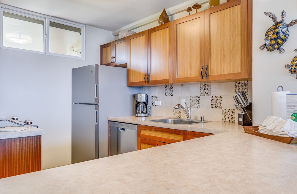 Mahana Resort #706 1 Br Condo - photo 2