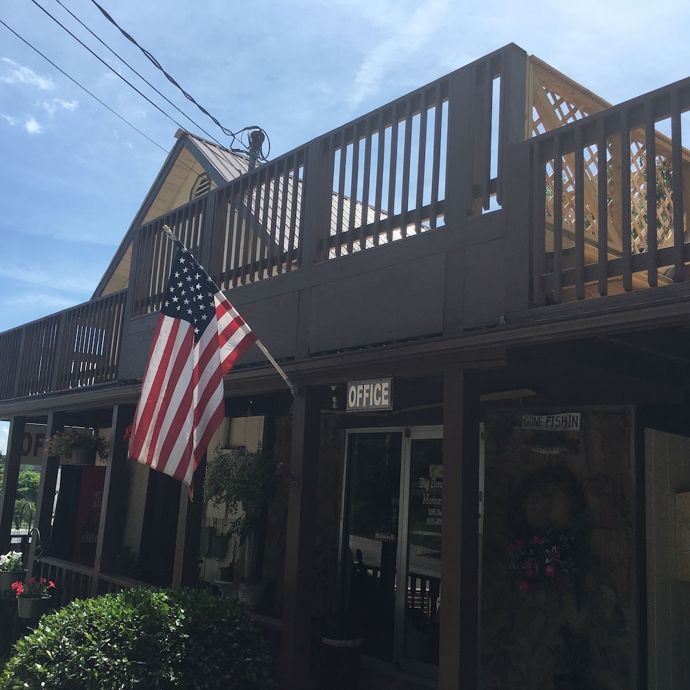 Big South Fork Trail Lodge - photo 28