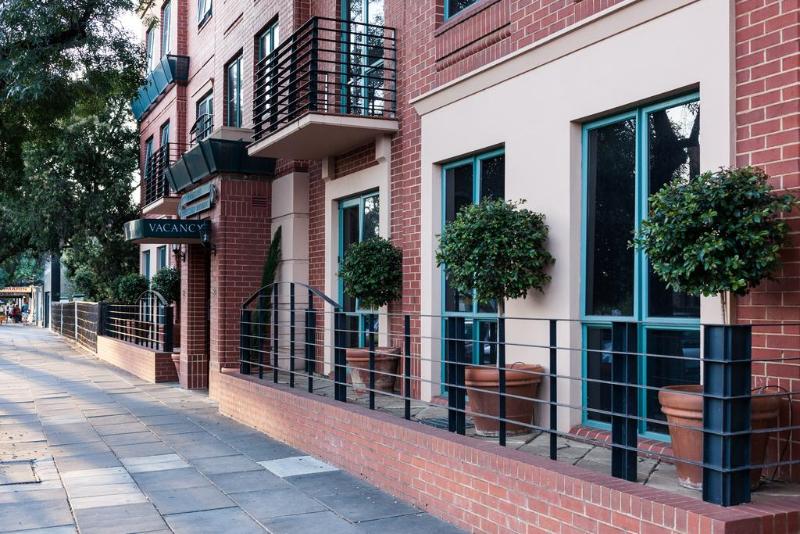 Majestic Tynte Street Apartments — 4-Star Luxury Hotel in North Adelaide, Australia
