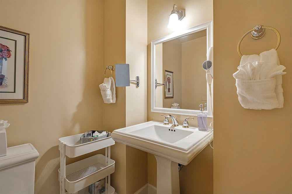 The Orenco Station Hotel - photo 119