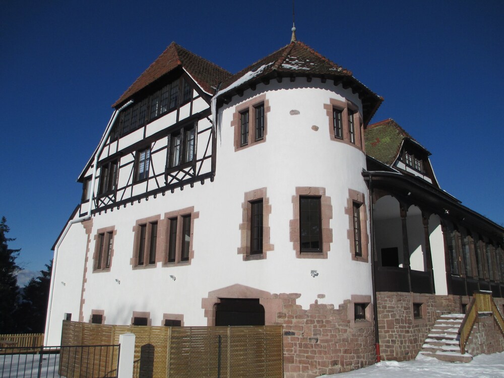 Logis Du Haut Koenigsbourg — hotel in Saint-Hippolyte-Du-Fort