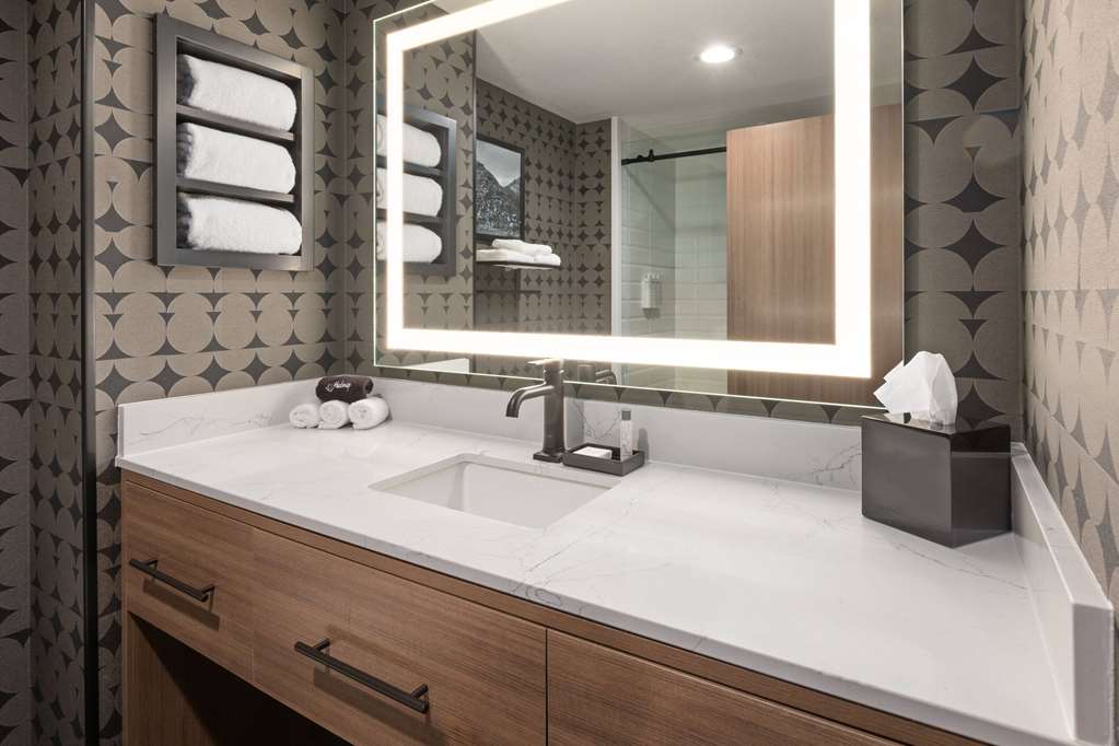 Riverbend Hotel and Suites Trademark Collection by Wyndham - photo 16