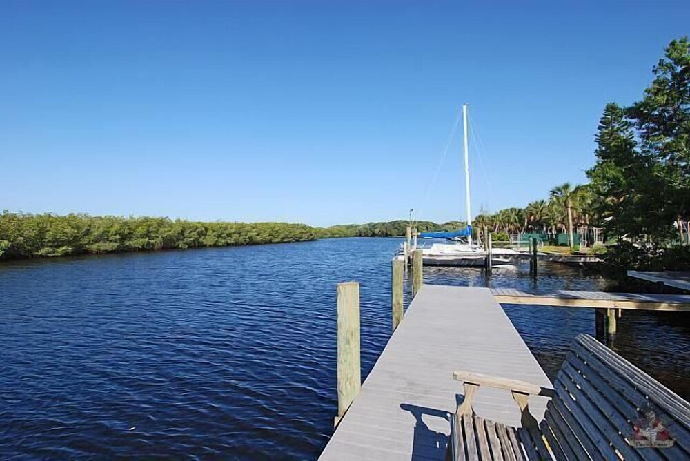 Pirate's Pointe Resort - photo 103